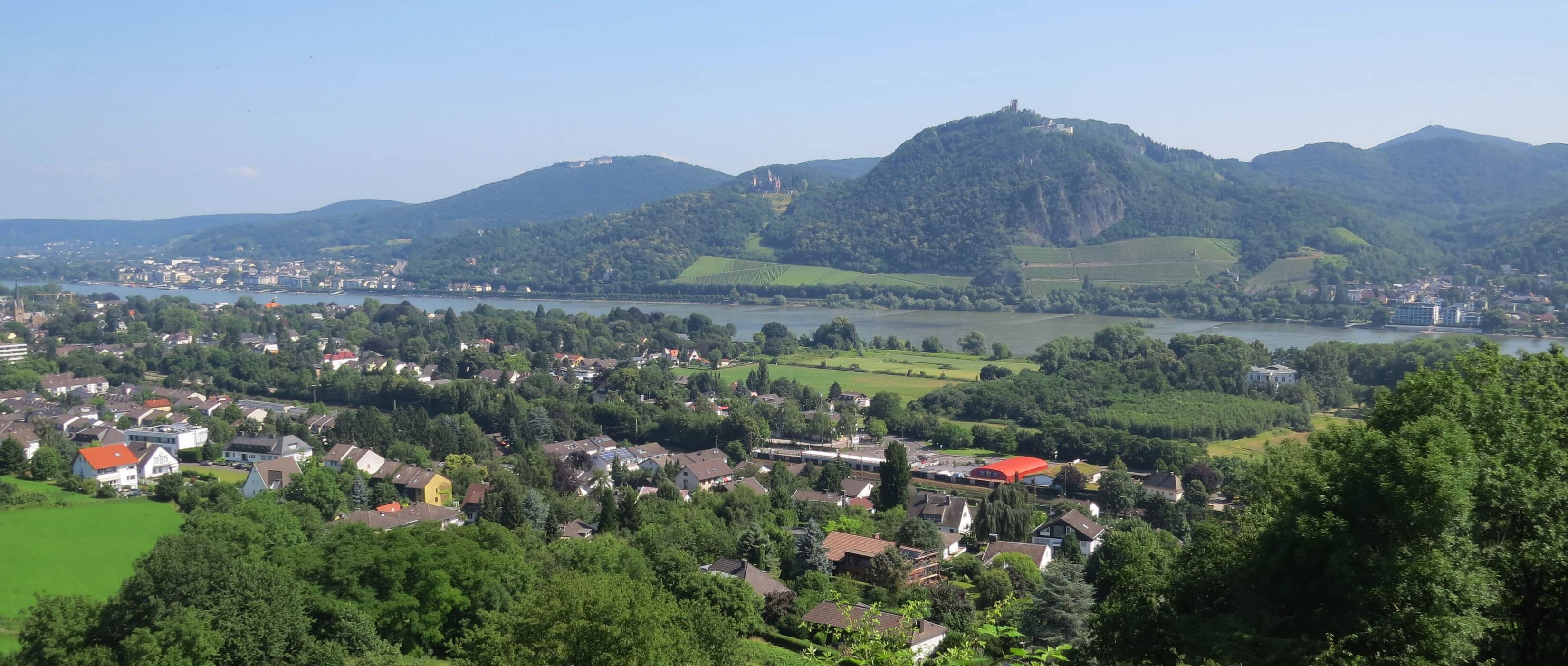 Blick auf das Siebengebirge vom Rodderberg - Lupe Reisen