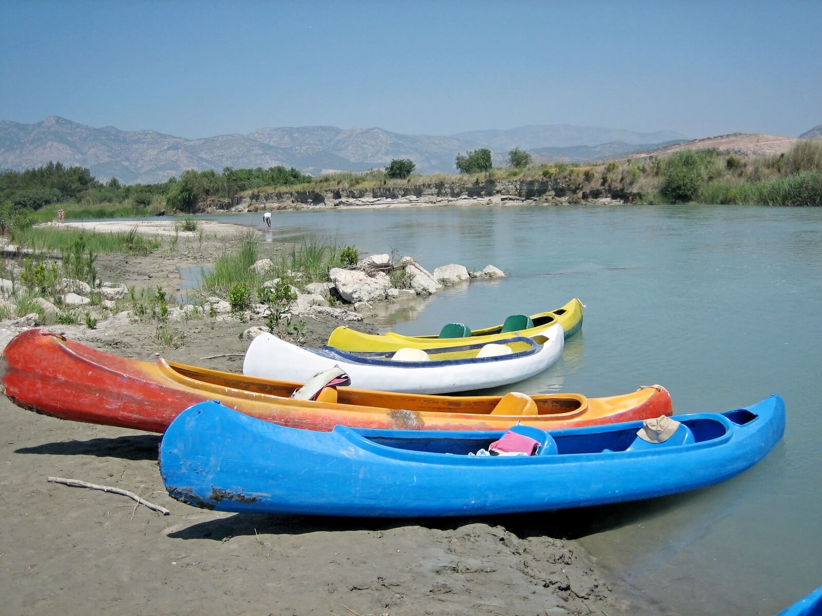 Foto: In Patara werden Kanu-Ausflge auf dem ganzjhrig Wasser fhrenden Xanthos-Fluss angeboten - Lupe Reisen
